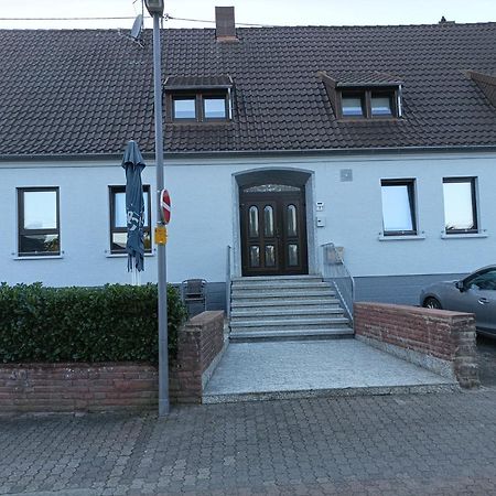 Gaststaette Molitor Apartment Saarlouis Exterior photo